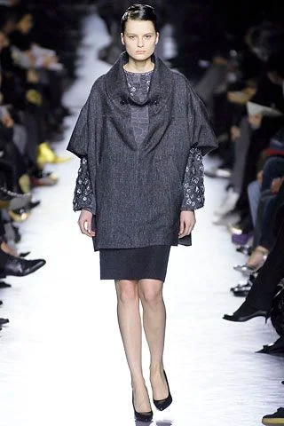 Look 3